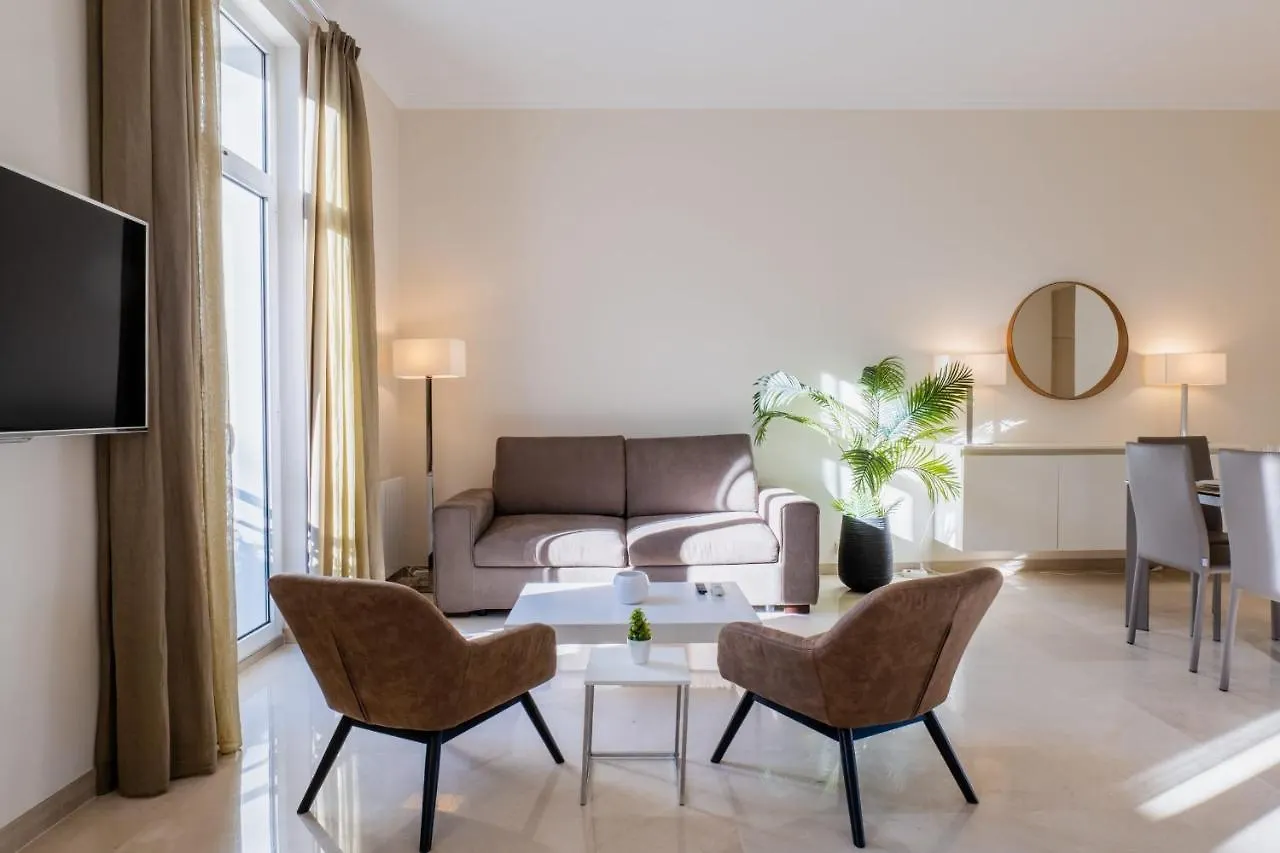 2-Br Steps From The Palais Des Festivals Apartment Cannes France