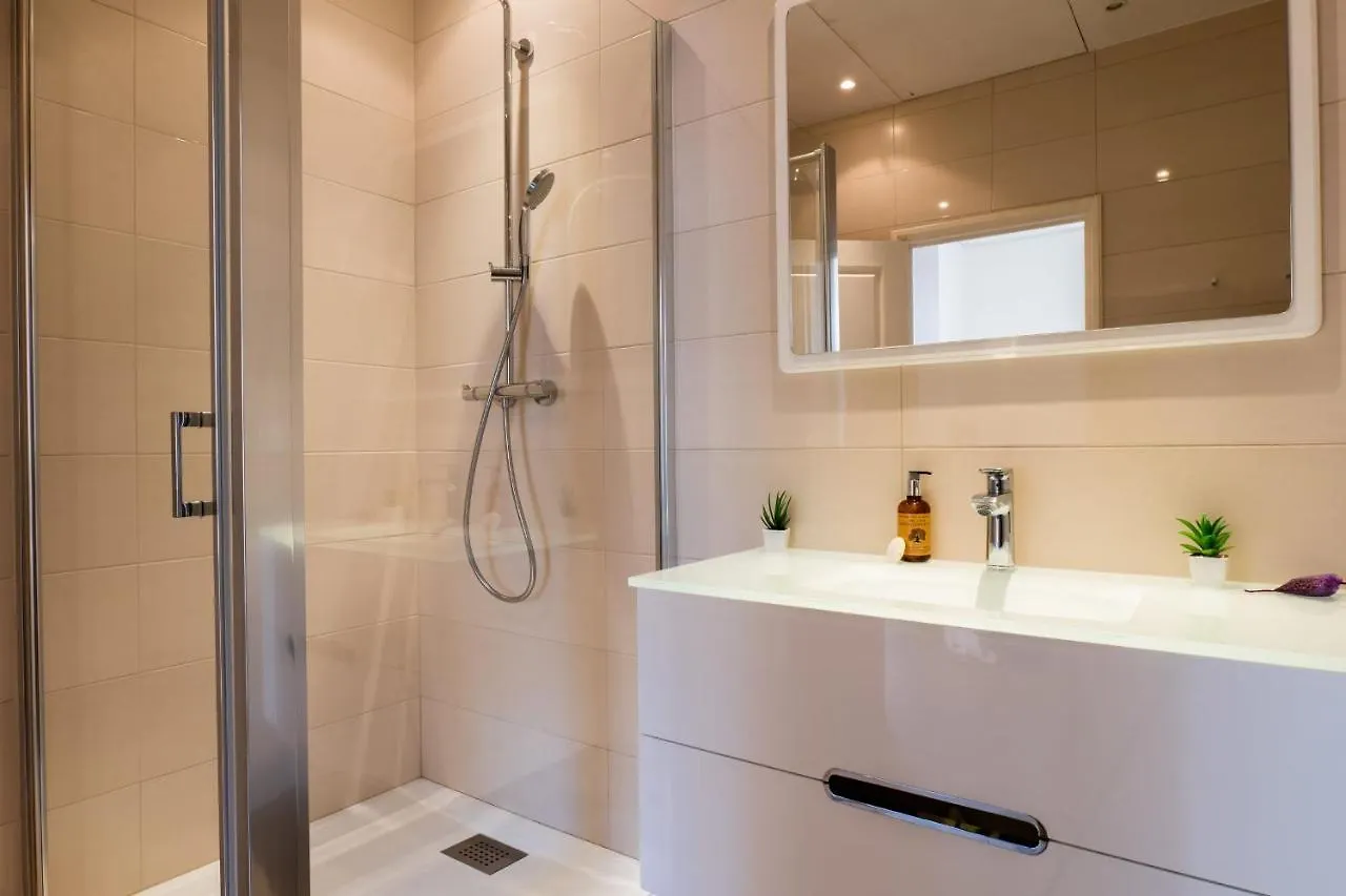 2-Br Steps From The Palais Des Festivals Daire Cannes